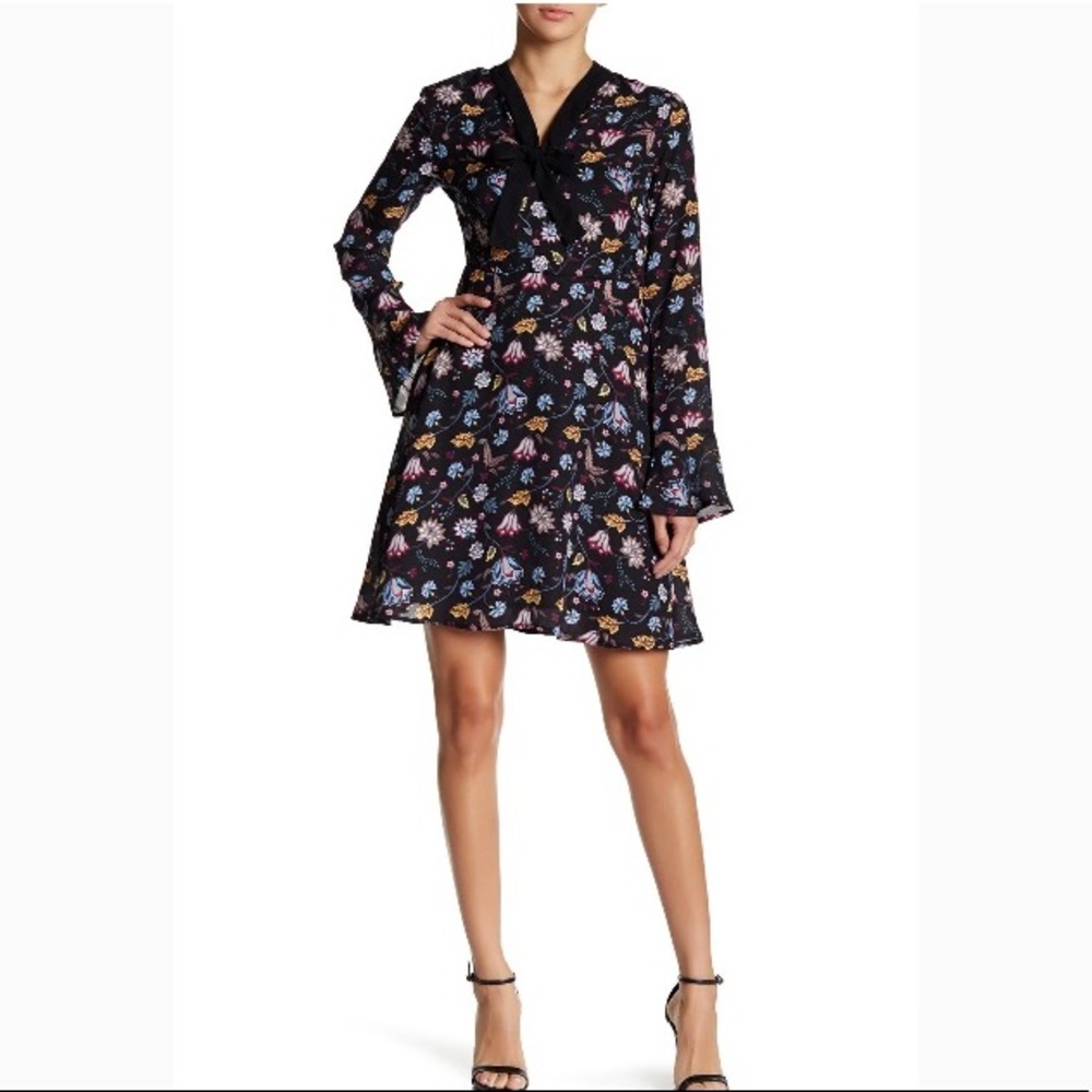 Fall Romeo and Juliet Couture front tie dress floral